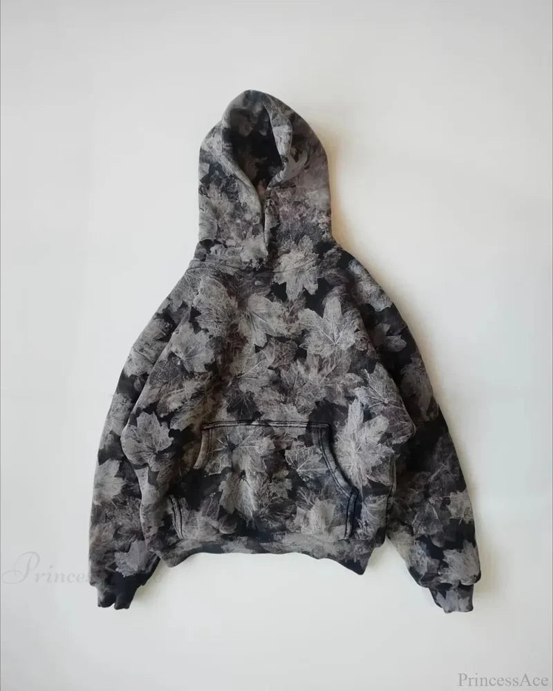 Maple Leaf Graphic Pullover Hoodie