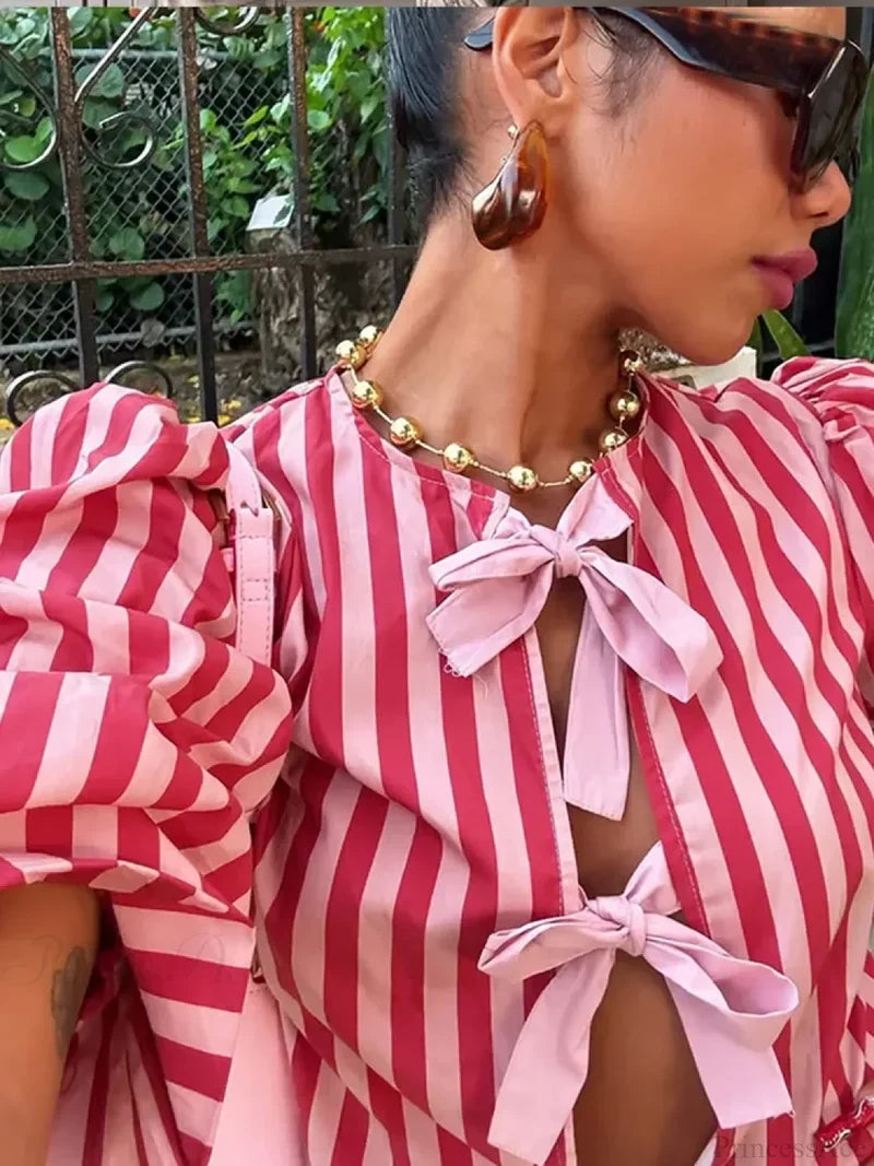 Pink Stripe Bow Lace Up Short Blouse blouse-250223