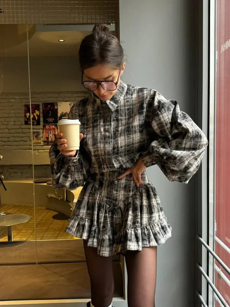 Retro Lapel Loose Bishop Sleeve Blouse Black / S blouse-250223