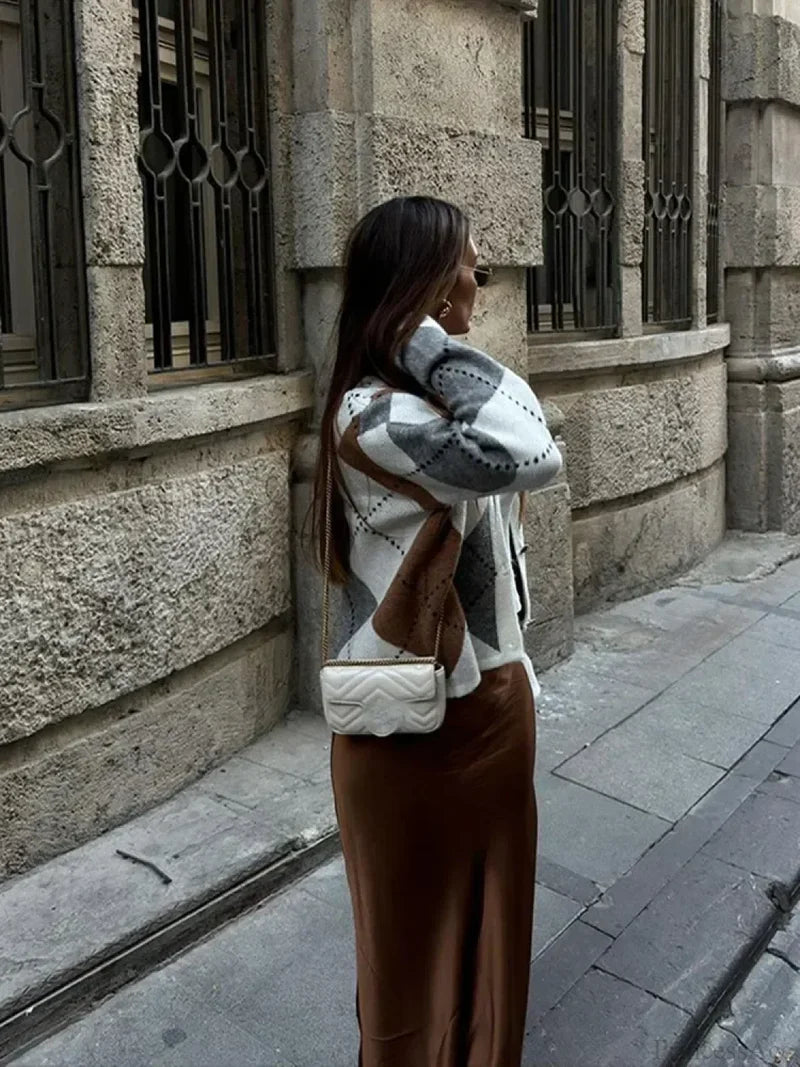 Round Neck Printed Contrasting Cardigan