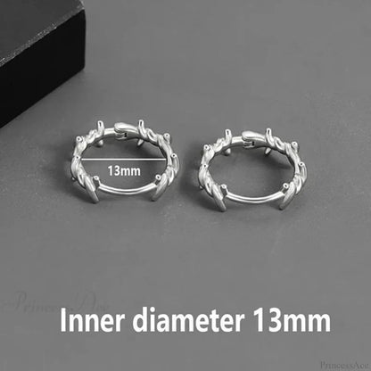 Shiny Thorns Circle Five-Pointed Star Earring