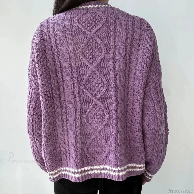 Star Embroidered V-neck Cardigan