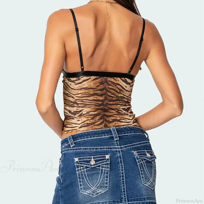 Tiger Stripe Print Coquette V Neck Sleeveless Slim Fit Backless Crop Top croptop-250126