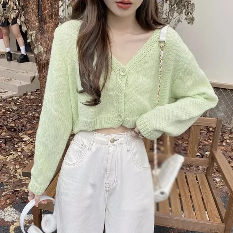 V-Neck Casual Fashion Long Sleeve Cardigan Green / One Size cardiagn-250126