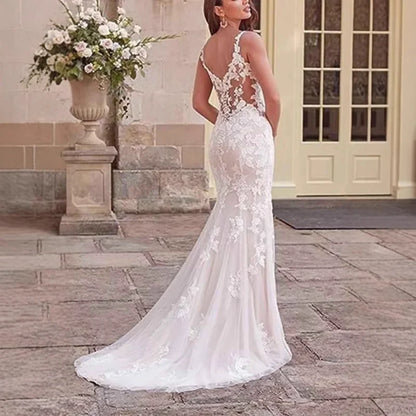 V-Neck Lace Mermaid Bridal Wedding Dress white / 2 weddingdress-250223